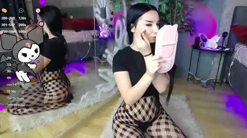 scarlettjakobs online show from 11-10-25, 07:18