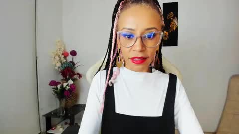 Scarlett online show from 02-14-25, 12:19