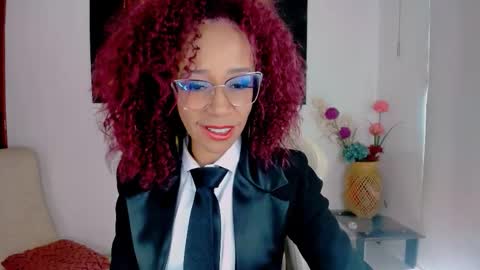 Scarlett online show from 10-20-25, 08:53