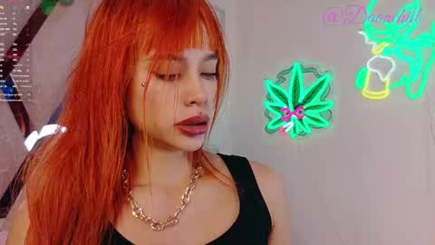 Snapshot of scarlettrusso1 chatting on 10-18-25, 09:04 Scarlett online show from 10-18-25, 09:04