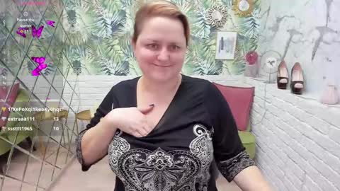 Snapshot of scarlettsoft chatting on 01-23-25, 12:09 Scarlett online show from 01-23-25, 12:09