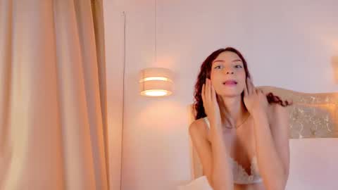 Snapshot of scarlettt_moon chatting on 11-06-25, 07:37 scarlettt_moon online show from 11-06-25, 07:37