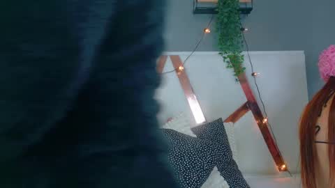 S C A R L E T T  online show from 11-12-25, 08:30