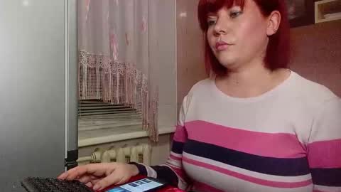 Snapshot of scarlettwave chatting on 12-01-25, 05:40 Anya online show from 12-01-25, 05:40