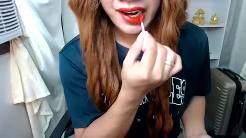 Queen Scarlet online show from 01-18-25, 07:28