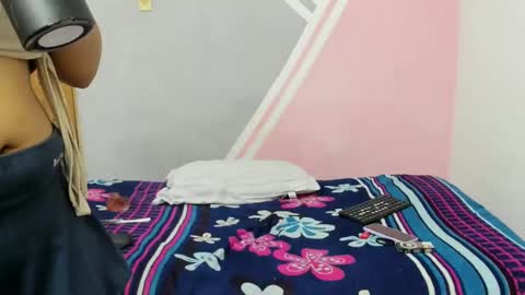 scarllet_lan online show from 02-06-25, 05:57