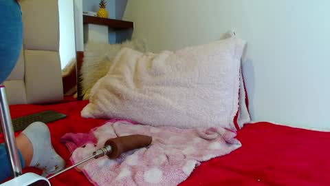 scarllet online show from 01-16-25, 12:09