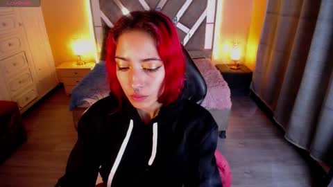 Scarllett online show from 12-20-24, 08:38