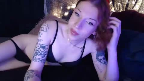 Sarah Bones online show from 12-09-24, 10:41