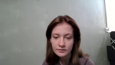 Snapshot of scented_elsa chatting on 11-12-25, 11:43 Elsa online show from 11-12-25, 11:43