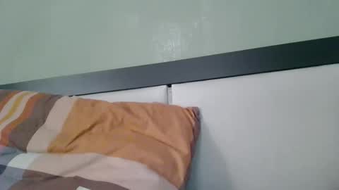 Snapshot of scented_elsa chatting on 11-19-25, 05:46 Elsa online show from 11-19-25, 05:46