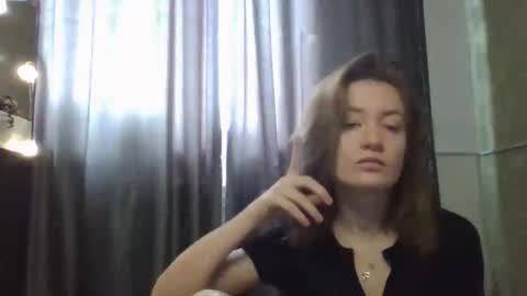 Snapshot of scented_elsa chatting on 02-08-26, 08:18 Elsa online show from 02-08-26, 08:18