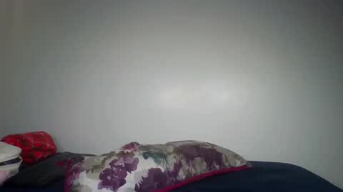 scentedfriction online show from 10-11-25, 01:20