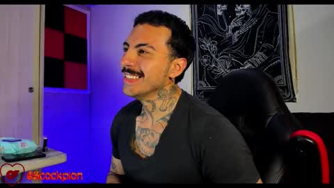 Alejandro help me to reach 200 thumps up online show from 11-10-25, 08:02