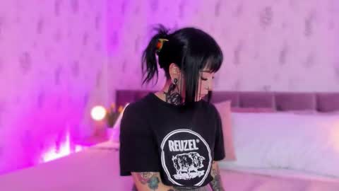 Scolw  online show from 10-15-25, 07:58