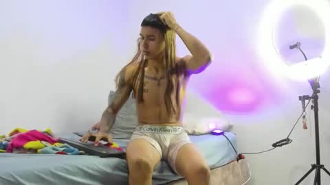 scook_gray online show from 05-14-26, 09:43