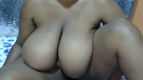 Its Lilly online show from 02-19-25, 02:12