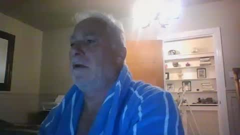 Snapshot of scoti55 chatting on 04-24-26, 08:33 scoti55 online show from 04-24-26, 08:33