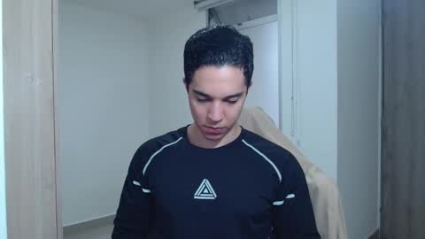 Snapshot of scott_brasher1 chatting on 01-13-25, 09:20 Twitter Scott brasher1 Instagram Camiloestuardo2 online show from 01-13-25, 09:20