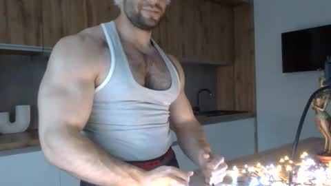 Snapshot of scottbarloow chatting on 12-17-25, 01:50 scottbarloow online show from 12-17-25, 01:50