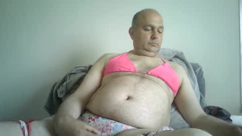 Snapshot of scottforfuhn chatting on 09-22-25, 04:42 scottforfuhn online show from 09-22-25, 04:42