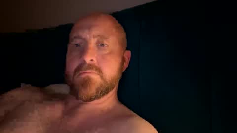 Snapshot of scottric chatting on 09-20-25, 12:22 SexyDaddy online show from 09-20-25, 12:22