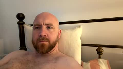 Snapshot of scottric chatting on 05-03-26, 06:30 SexyDaddy online show from 05-03-26, 06:30
