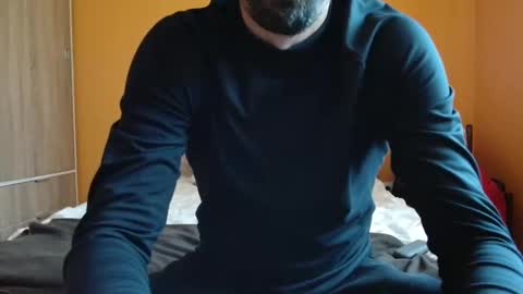 Snapshot of scotty_98 chatting on 12-25-24, 12:37 scotty_98 online show from 12-25-24, 12:37