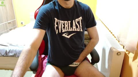 Snapshot of scotty_98 chatting on 02-04-25, 07:11 scotty_98 online show from 02-04-25, 07:11