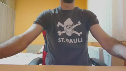 Snapshot of scotty_98 chatting on 03-03-25, 04:14 scotty_98 online show from 03-03-25, 04:14