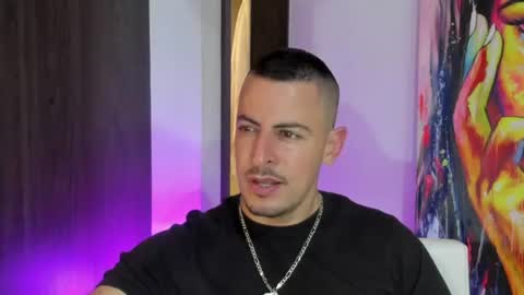 Snapshot of scotty_music chatting on 06-12-26, 12:42 Ricardo online show from 06-12-26, 12:42