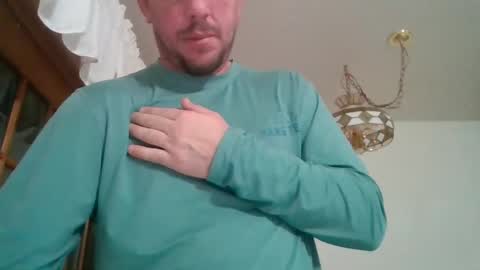 Snapshot of scottydoesntknow0 chatting on 12-05-24, 03:15 scottydoesntknow0 online show from 12-05-24, 03:15