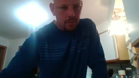 Snapshot of scottydoesntknow0 chatting on 12-06-24, 10:41 scottydoesntknow0 online show from 12-06-24, 10:41