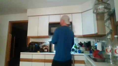 Snapshot of scottydoesntknow0 chatting on 12-08-24, 02:28 scottydoesntknow0 online show from 12-08-24, 02:28