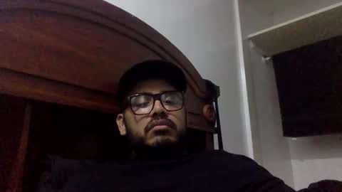 Snapshot of scrwedup_jux chatting on 05-11-26, 05:46 scrwedup_jux online show from 05-11-26, 05:46