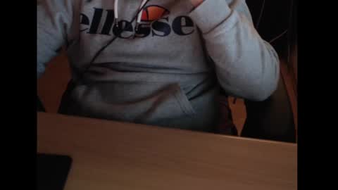 Snapshot of scz11 chatting on 01-03-25, 06:33 scz11 online show from 01-03-25, 06:33