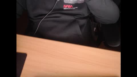 Snapshot of scz11 chatting on 12-15-25, 12:26 scz11 online show from 12-15-25, 12:26