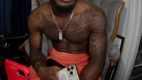 Snapshot of sdawg2xx chatting on 10-12-25, 12:53 sdawg2xx online show from 10-12-25, 12:53