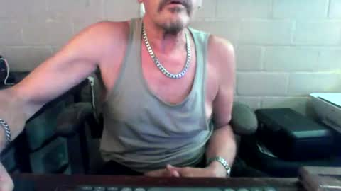 Snapshot of sdh69 chatting on 07-27-26, 08:16 eating pussy sucking dick online show from 07-27-26, 08:16