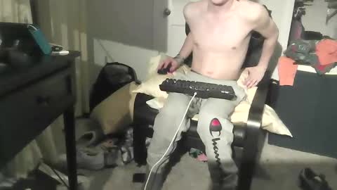 Snapshot of sdseventy chatting on 02-21-25, 05:13 ObvHype online show from 02-21-25, 05:13