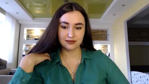 Snapshot of sea_cocktail chatting on 01-03-25, 08:32 Elizabeth online show from 01-03-25, 08:32