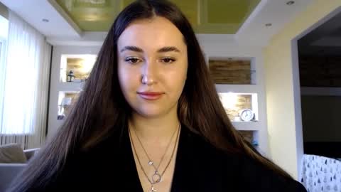 Snapshot of sea_cocktail chatting on 01-08-25, 11:21 Elizabeth online show from 01-08-25, 11:21