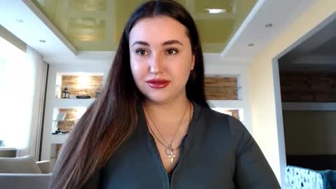 Snapshot of sea_cocktail chatting on 03-04-25, 10:57 Elizabeth online show from 03-04-25, 10:57