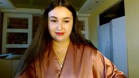 Snapshot of sea_cocktail chatting on 12-04-25, 11:19 Elizabeth online show from 12-04-25, 11:19