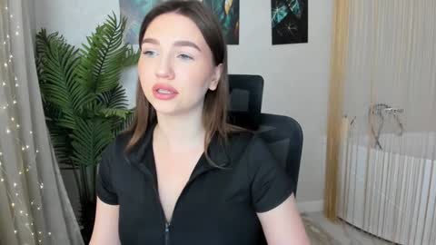 Kate online show from 02-07-25, 03:23