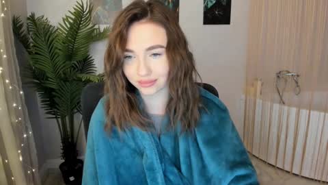 Kate online show from 02-09-25, 01:22