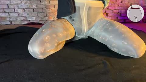 seamlessly online show from 11-14-25, 04:38