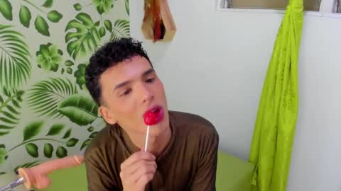 Sean online show from 03-11-25, 03:59