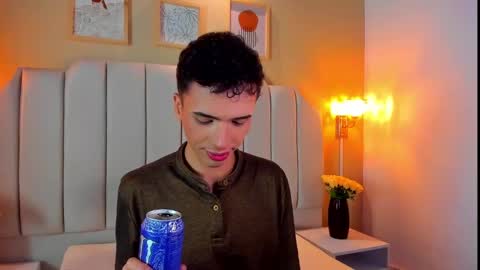 Sean online show from 09-11-25, 03:06