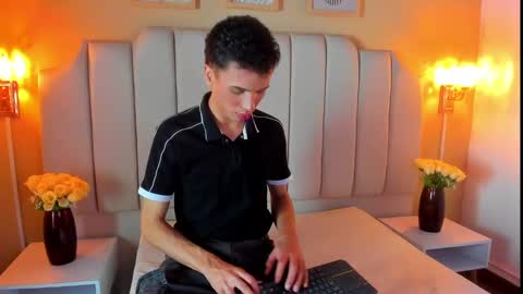 Sean online show from 09-16-25, 04:46